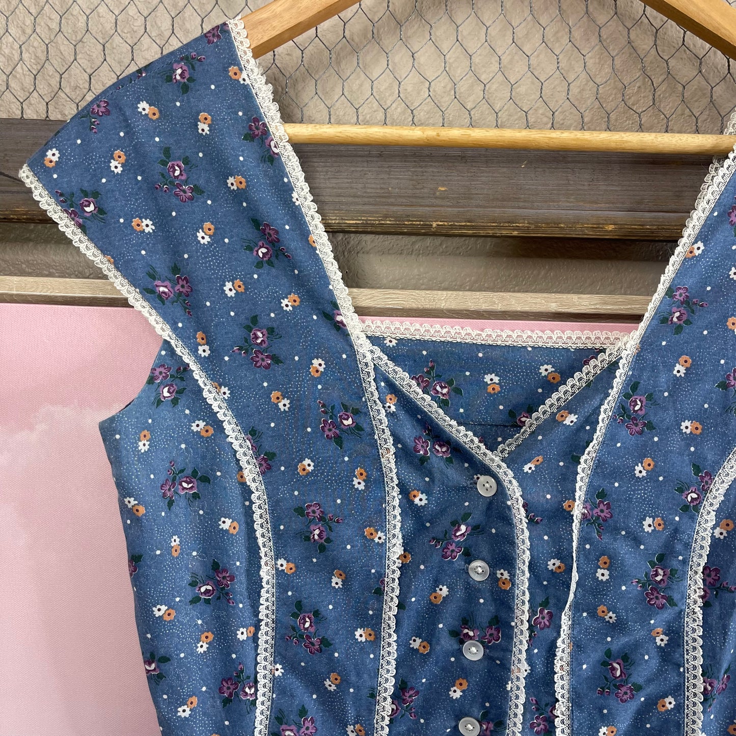 VINTAGE 70’S FLORAL DRESS