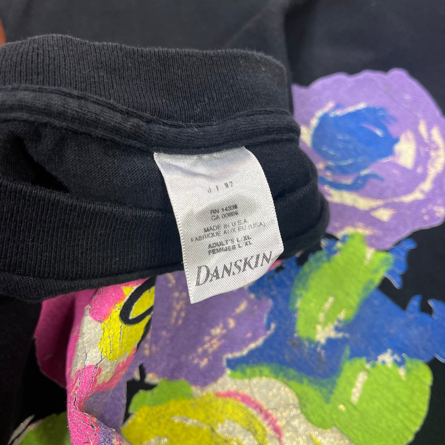 VINTAGE 80’S FLORAL T-SHIRT
