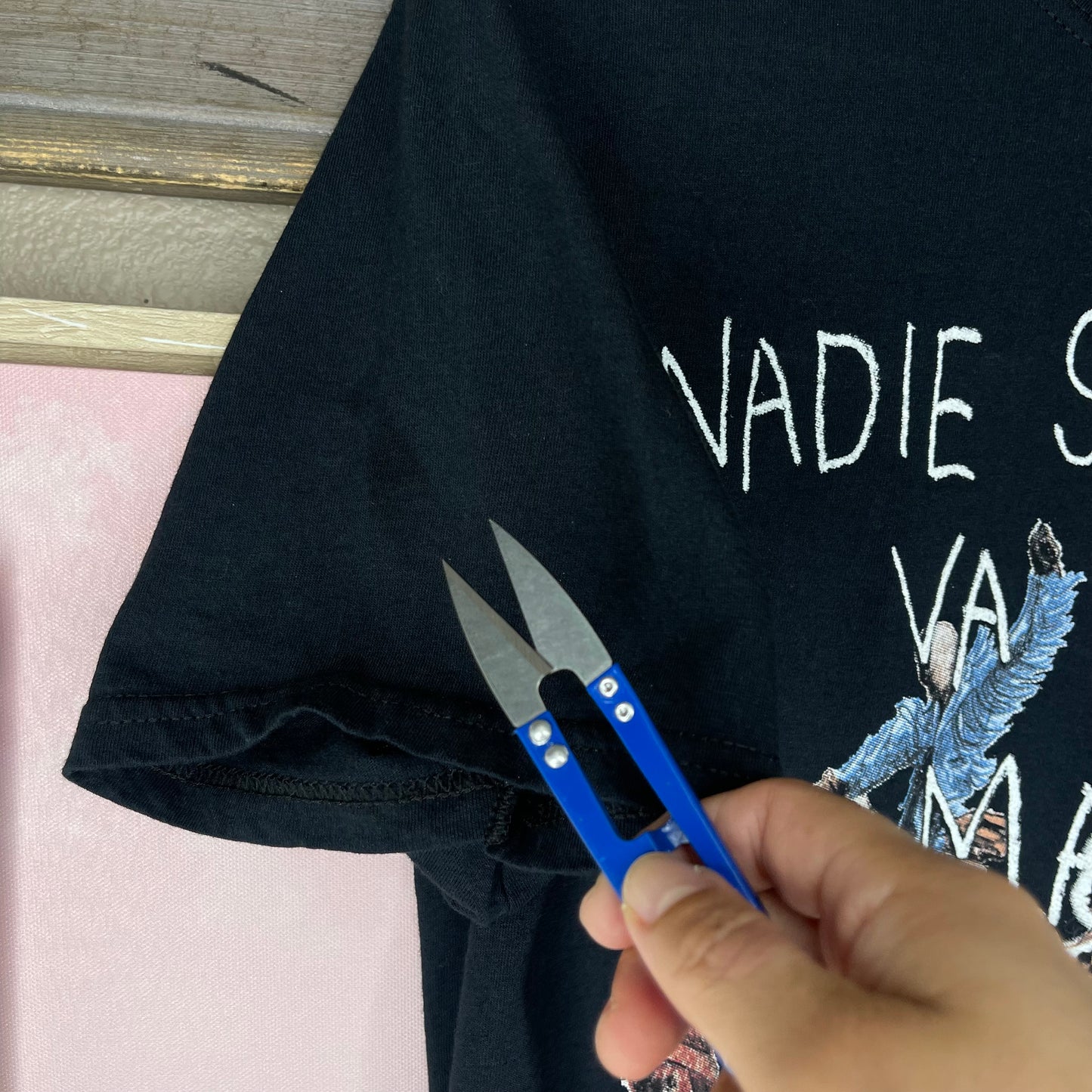 THRIFTED BAD BUNNY “NADIE SABE LO WUE VA A PASAR MAÑANA” CONCERT T-SHIRT