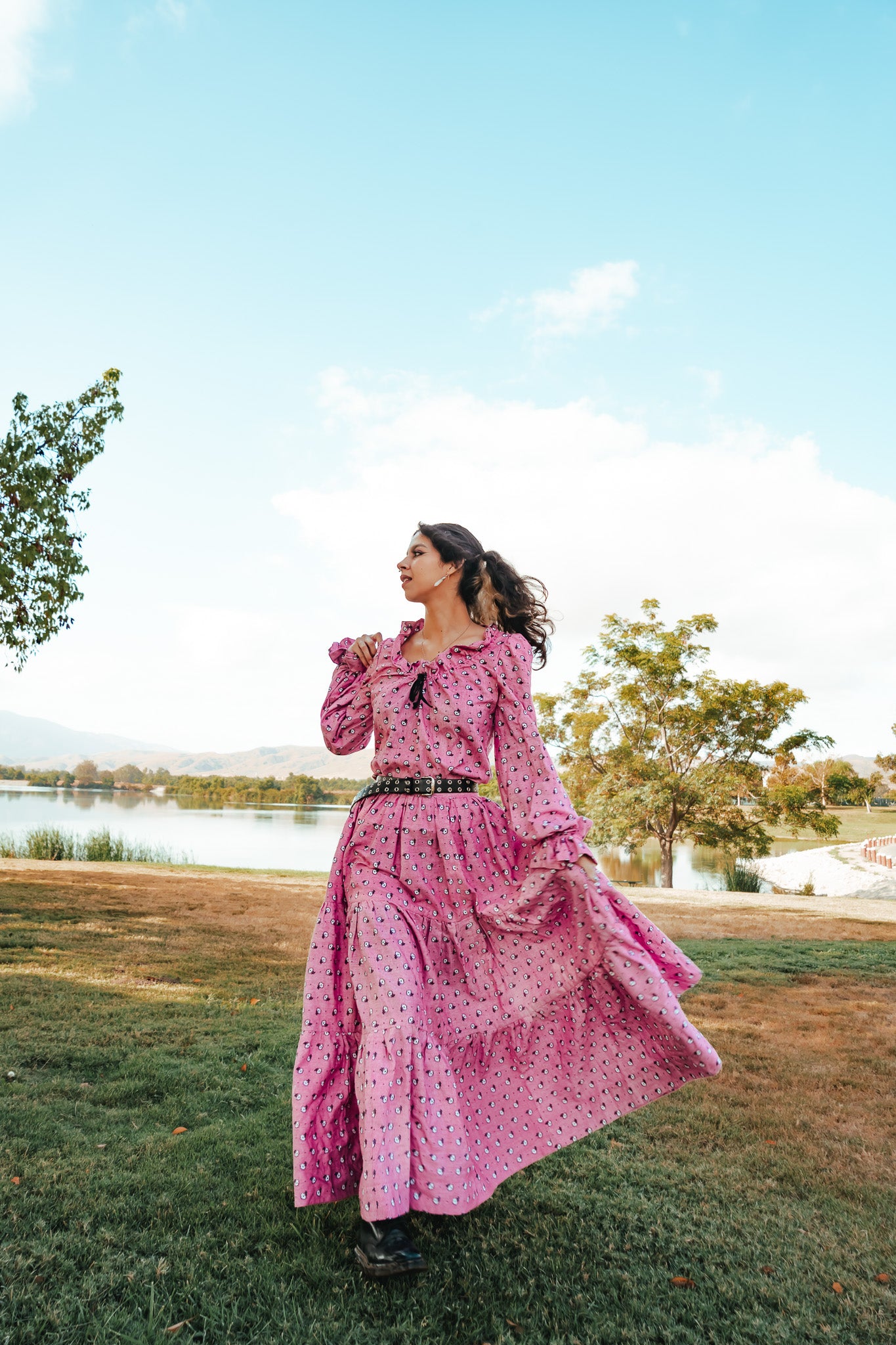 VINTAGE LITTLE HOUSE ON THE PRAIRE TWO-PIECE SET