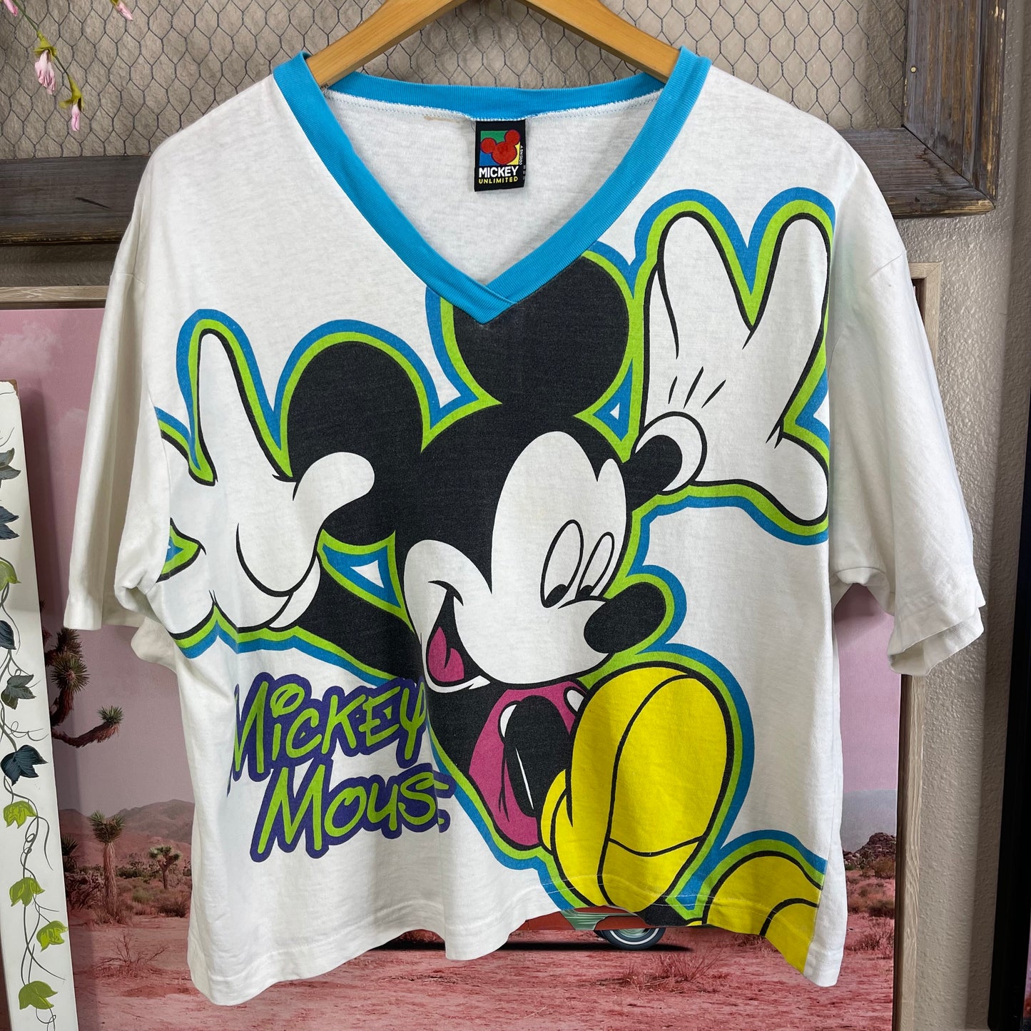 VINTAGE 90’S MICKEY MOUSE V-NECK T-SHIRT