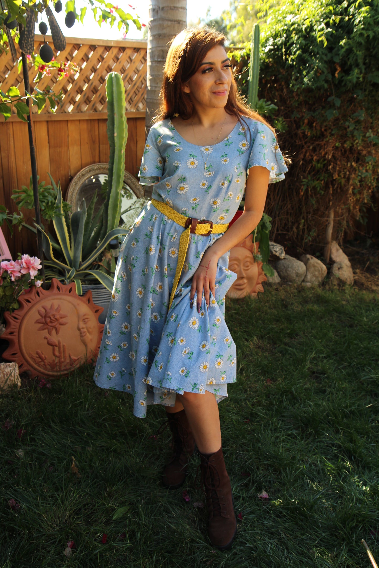 VINTAGE HANDMADE DAISY SWIRL DRESS