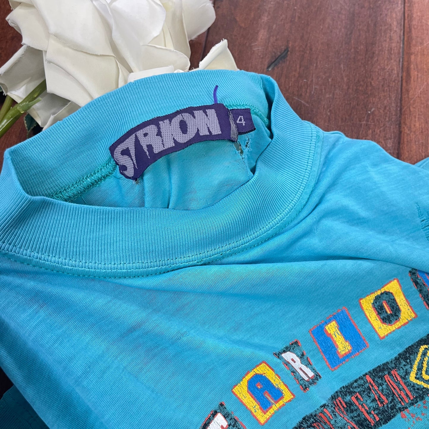 VINTAGE 90’S T-SHIRT