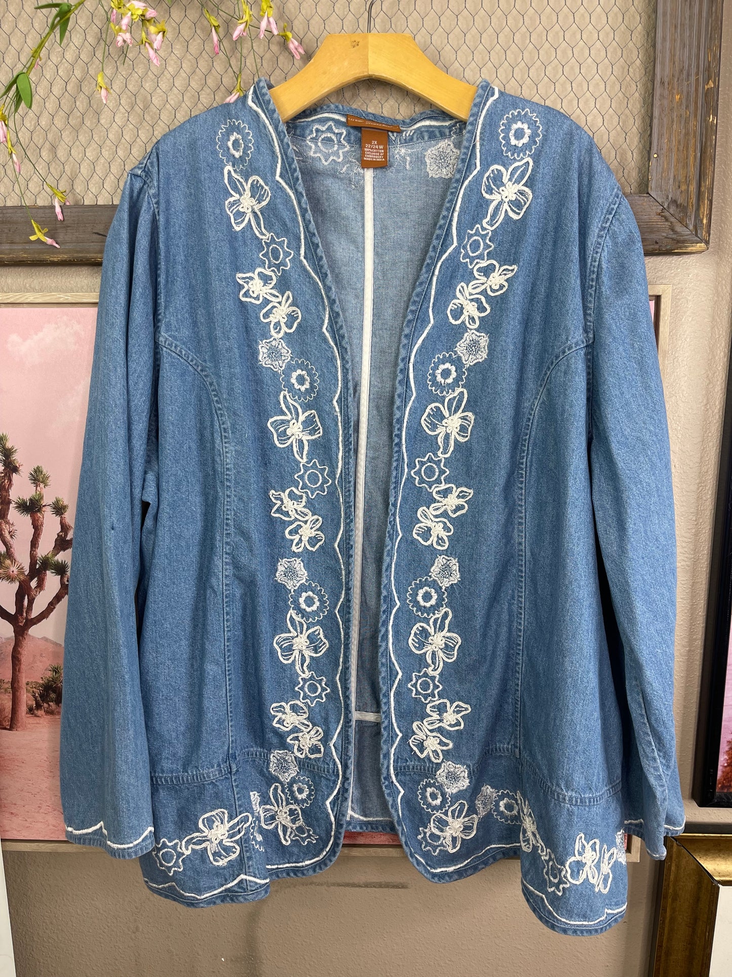 THRIFTED FLORAL EMBROIDERED JEAN JACKET