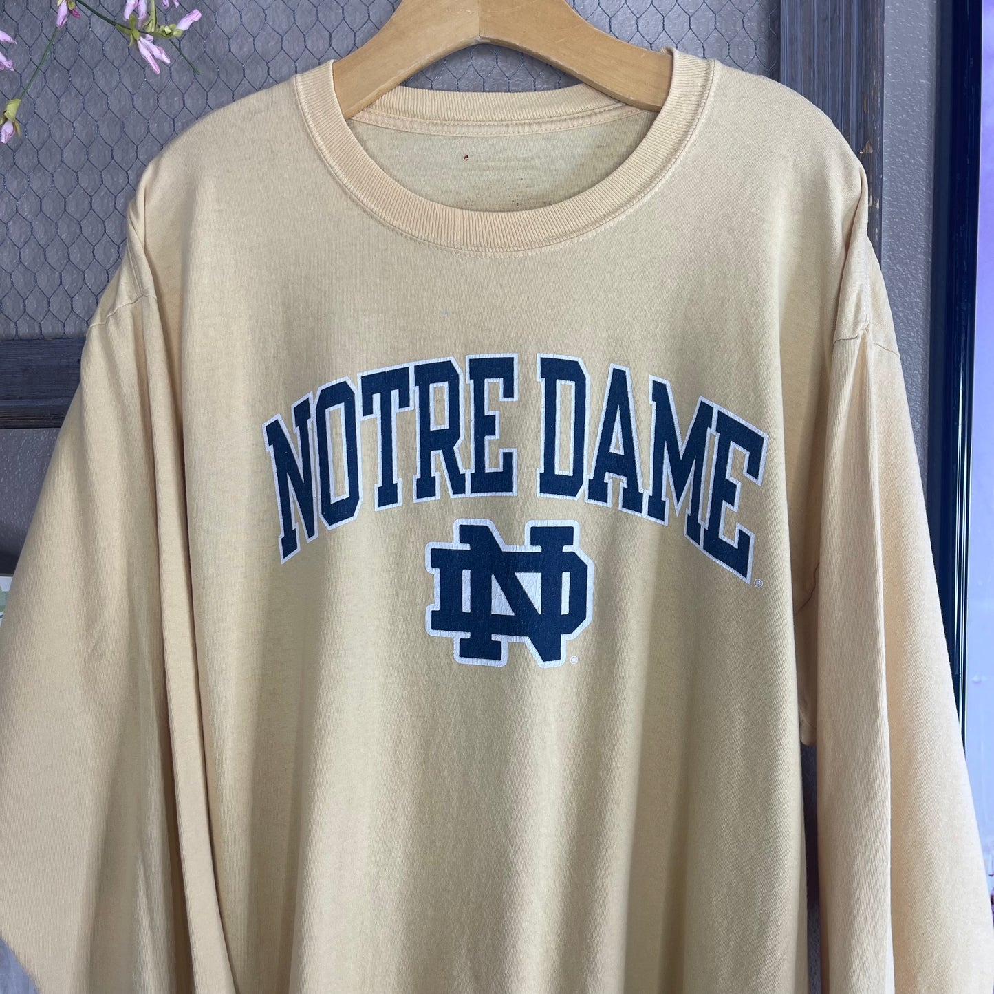 THRIFTED NOTRE DAME LONG SLEEVE T-SHIRT