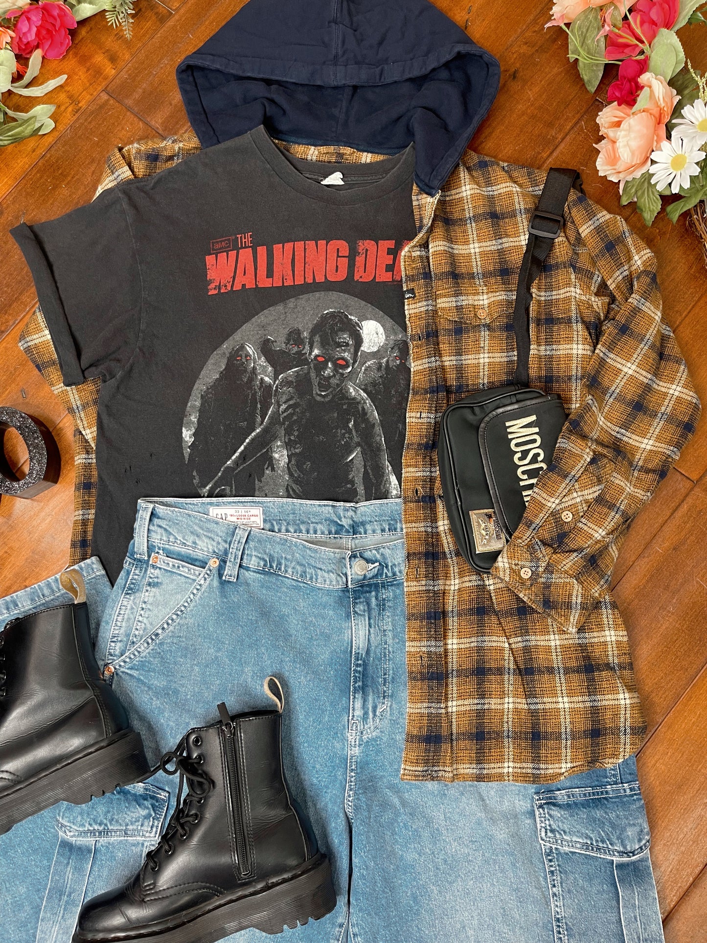 THRIFTED HOODIE FLANNEL