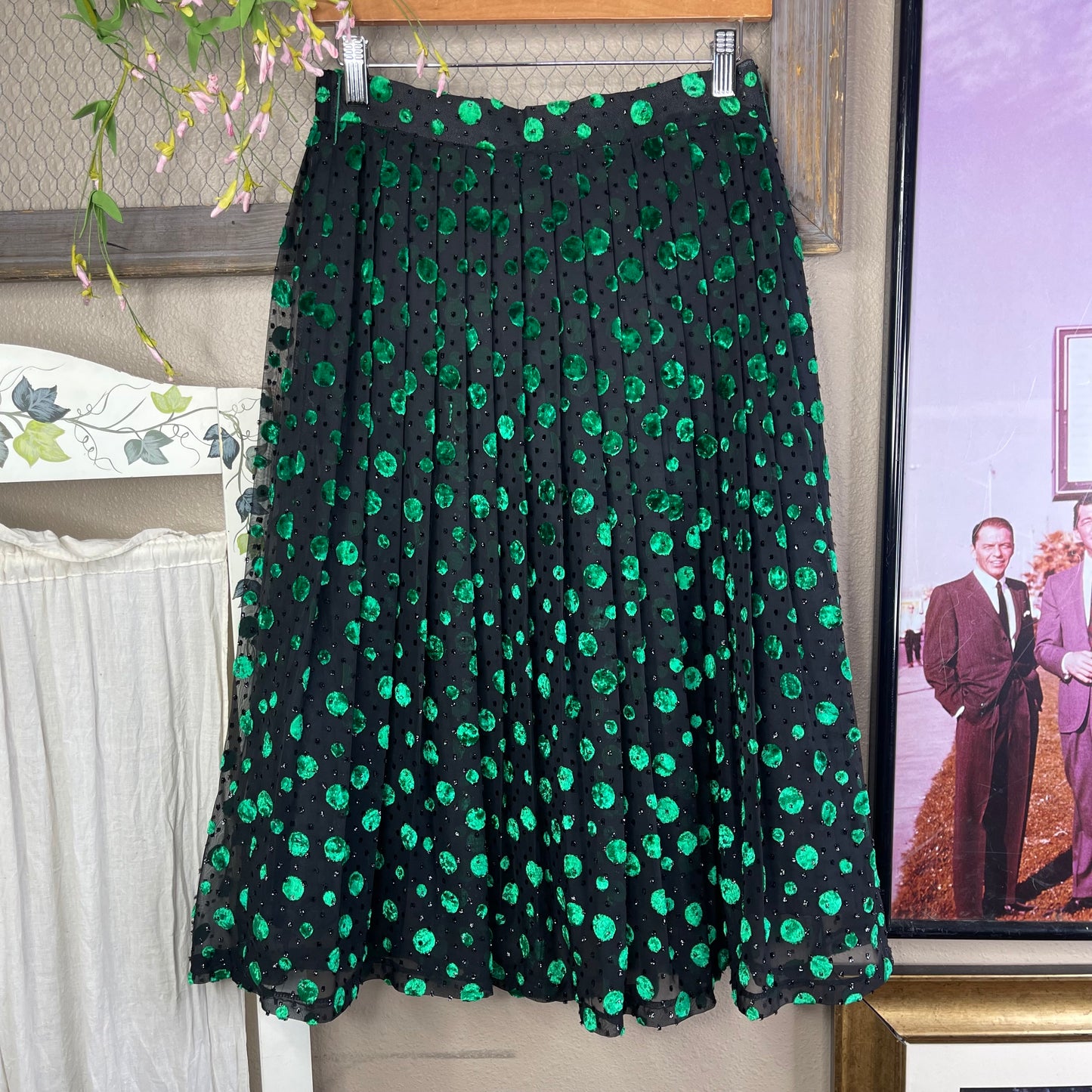 VINTAGE 70’S AYERMEI GLITTER POLKA DOT MID SKIRT