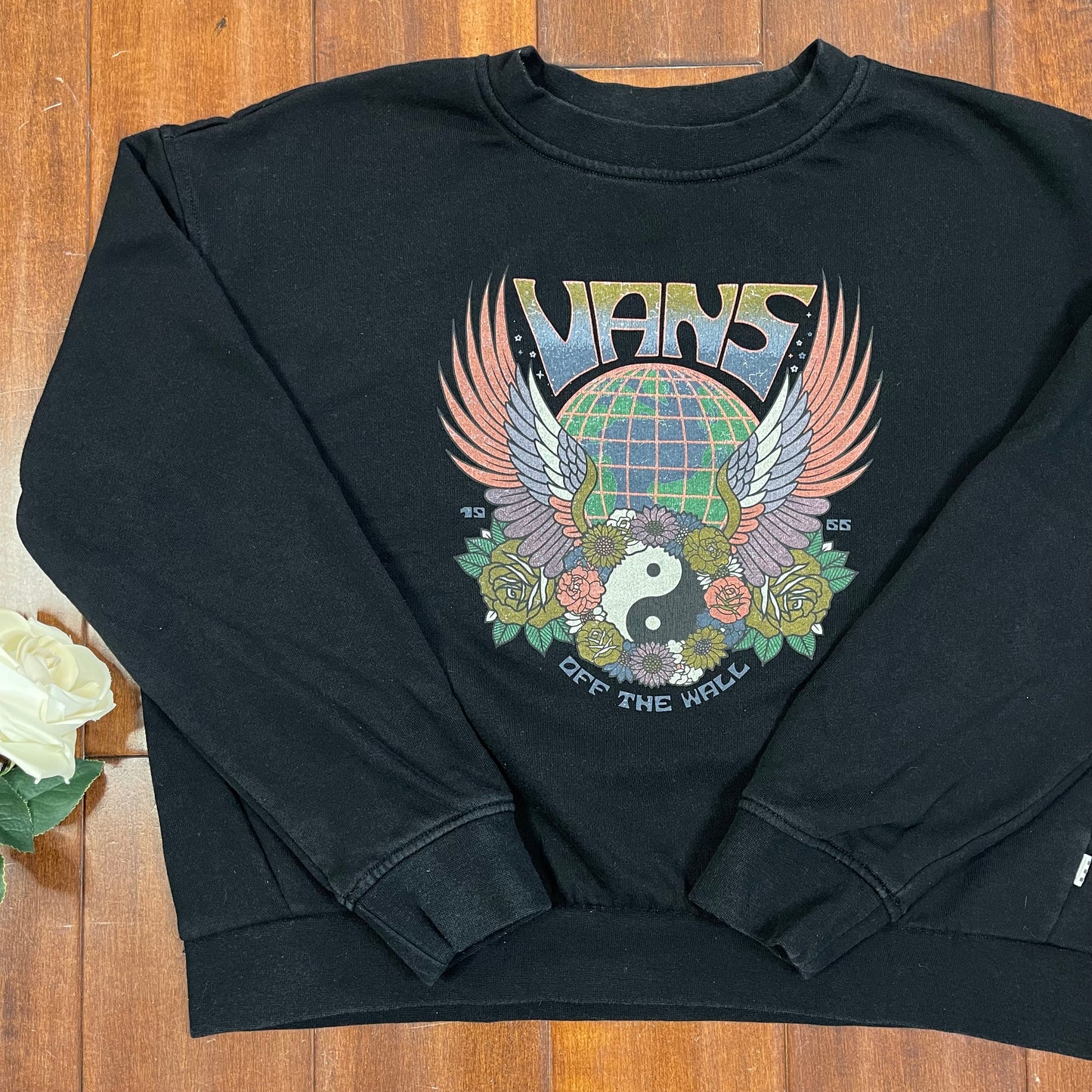 THRIFTED VANS CREWNECK