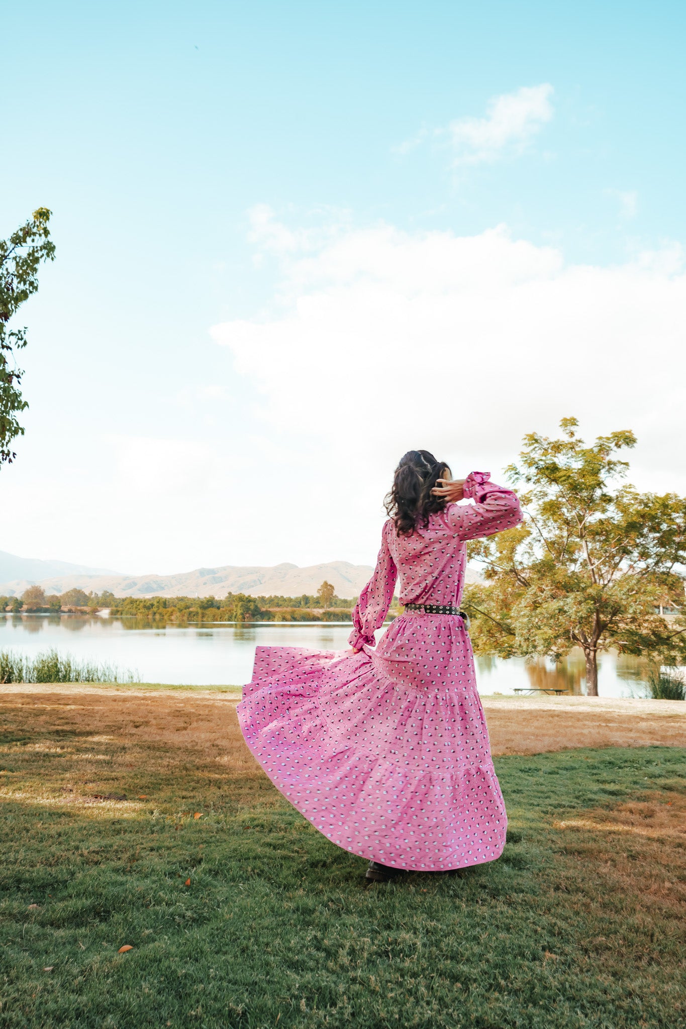 VINTAGE LITTLE HOUSE ON THE PRAIRE TWO-PIECE SET