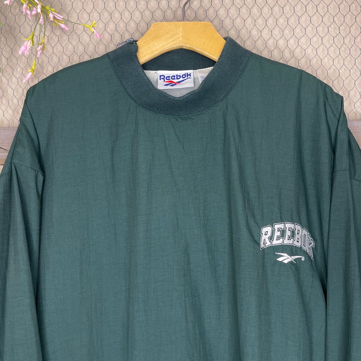 VINTAGE 90’S REEBOK WINDBREAKER CREWNECK SWEATSHIRT