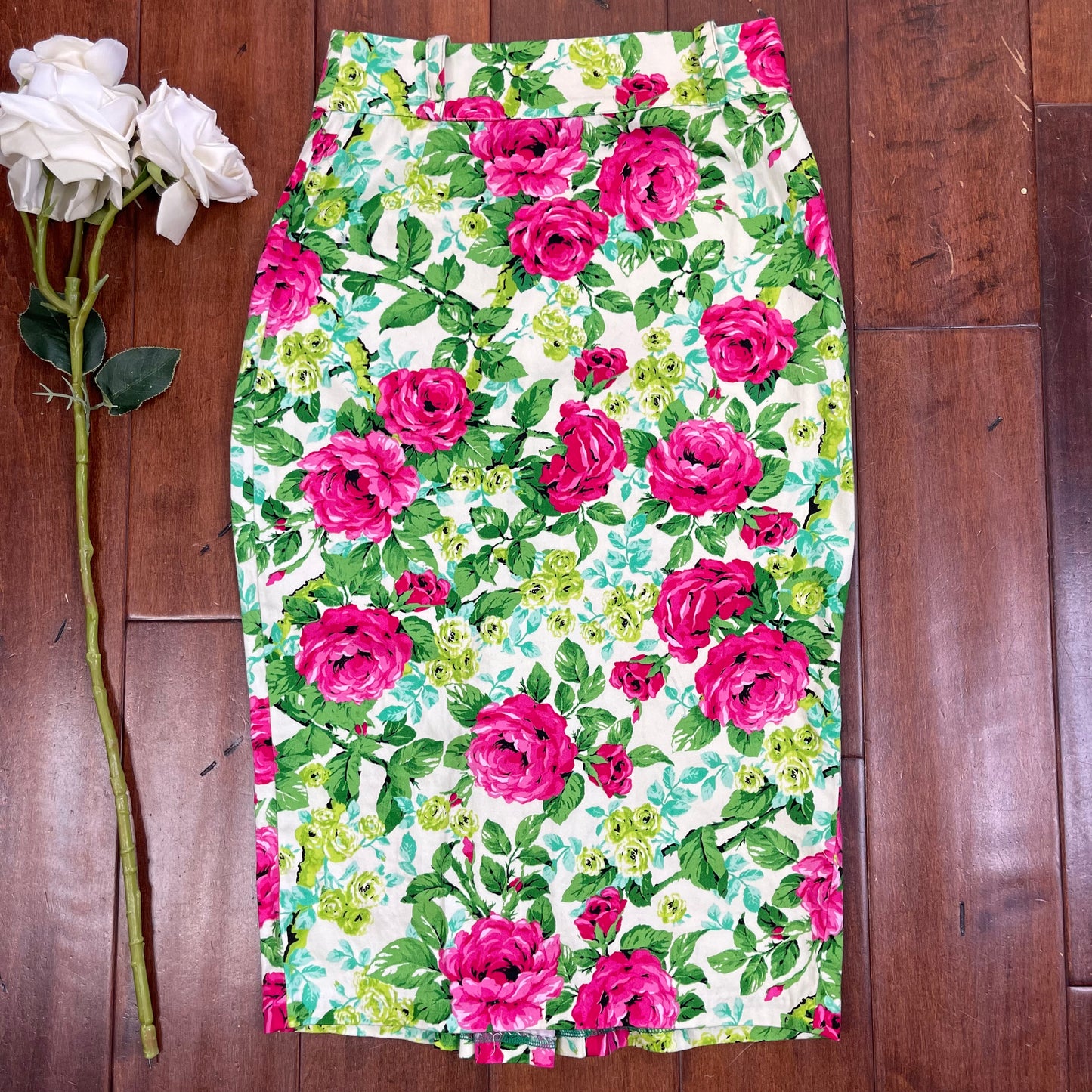 THRIFTED PIN-UP DOLL PENCIL SKIRT BY DEADLY DAMES