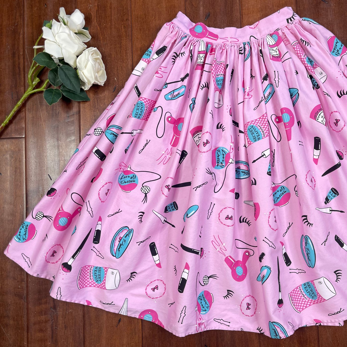 THRIFTED VIXEN MICHELINE PITT ROCKABILLY MAKE-UP PIN-UP SKIRT