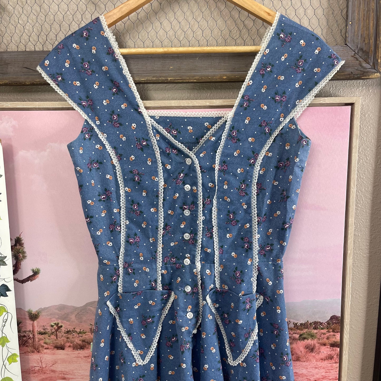 VINTAGE 70’S FLORAL DRESS