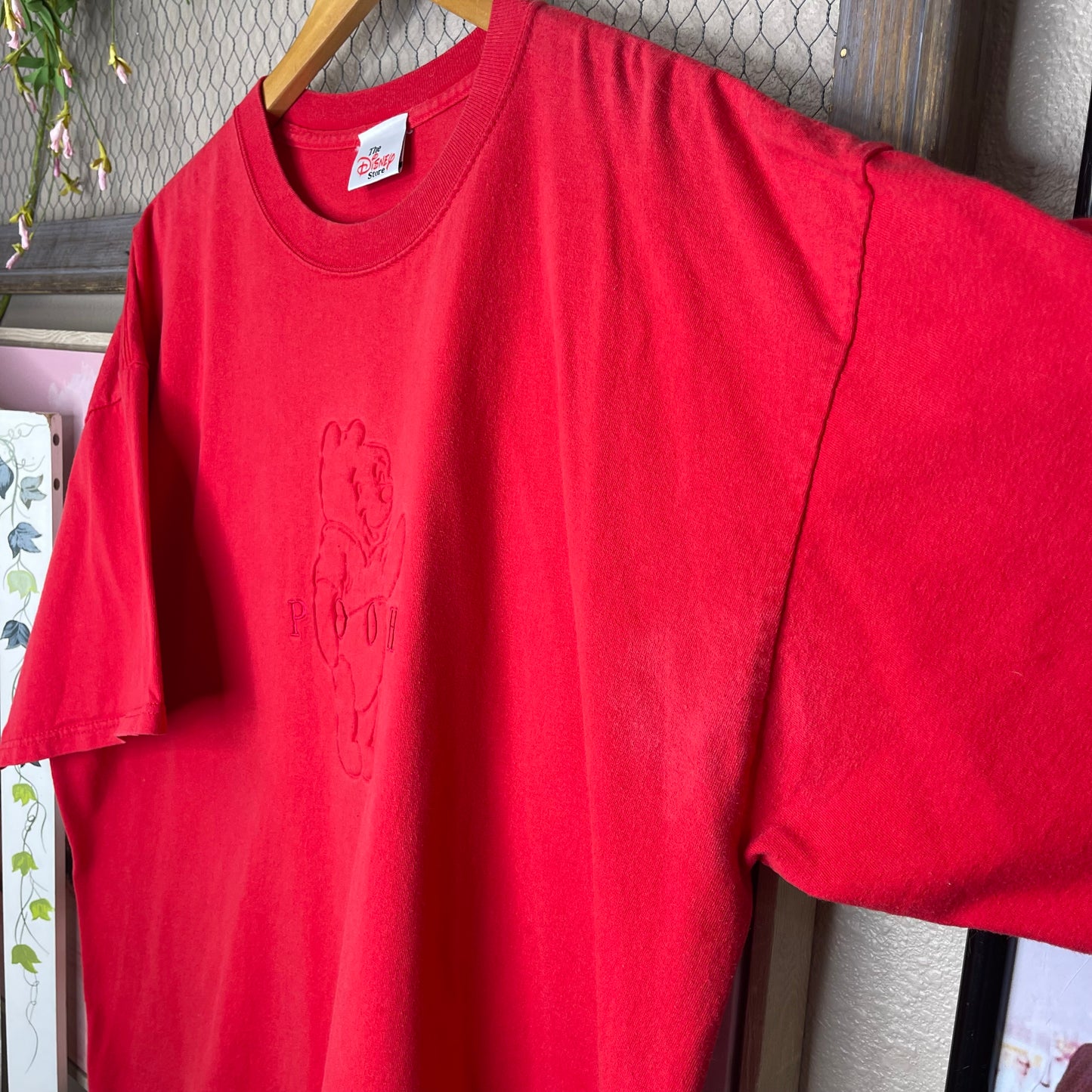 VINTAGE Y2K WINNIE THE POOH T-SHIRT