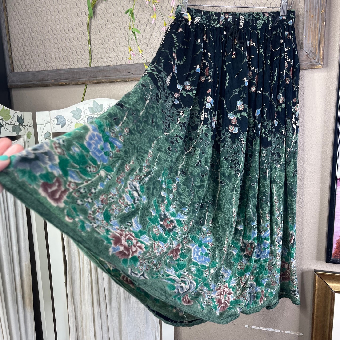 VINTAGE FAIRYCORE SHEER FLORAL MAXI SKIRT