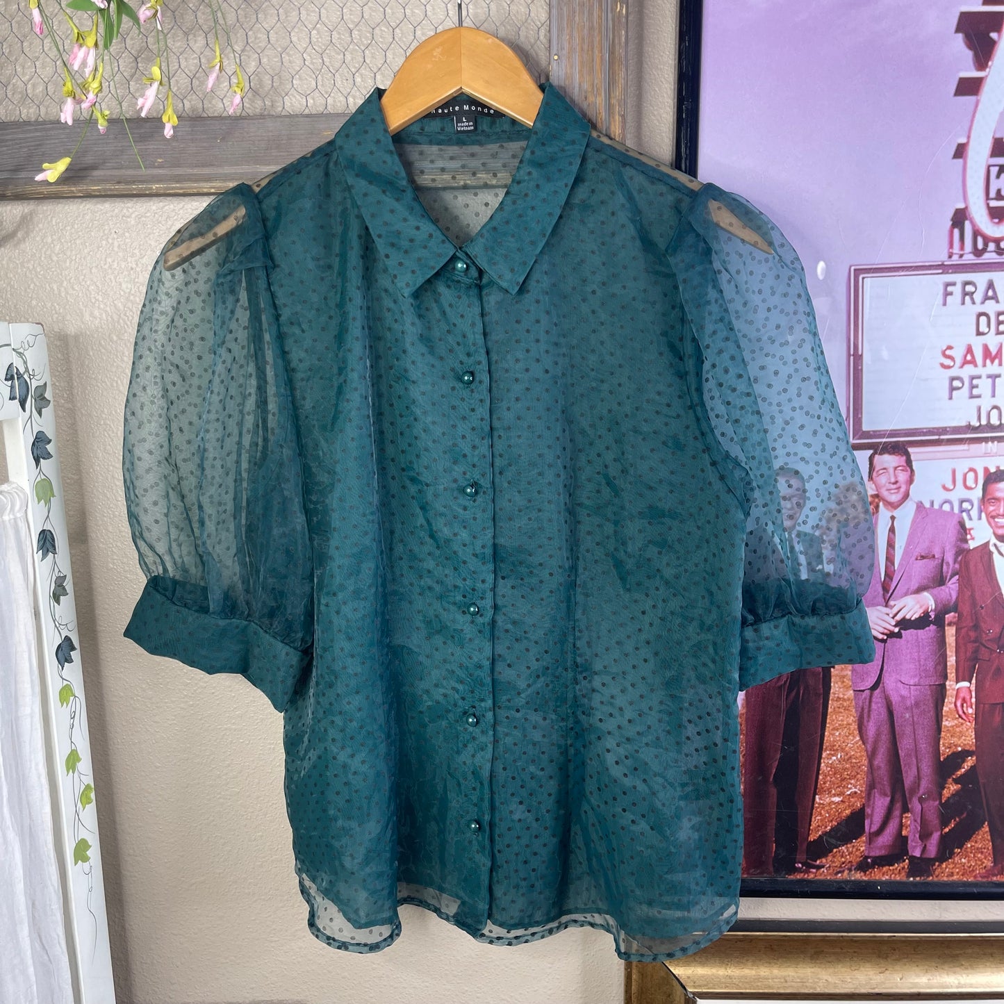THRIFTED PUFFY SLEEVE POLKA DOT BUTTON-UP