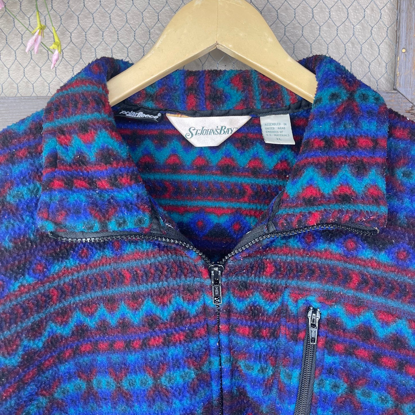 VINTAGE ST.JOHN’S BAY FLEECE ZIP-UP