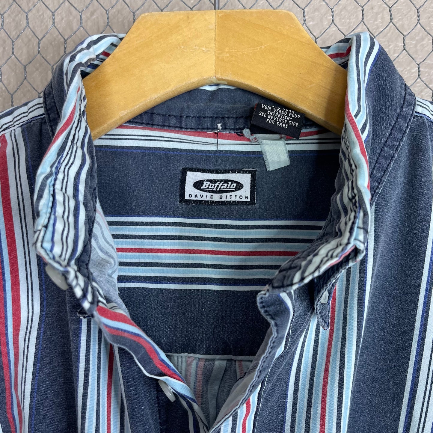 VINTAGE STRIPED LONG SLEEVE BUTTON-UP