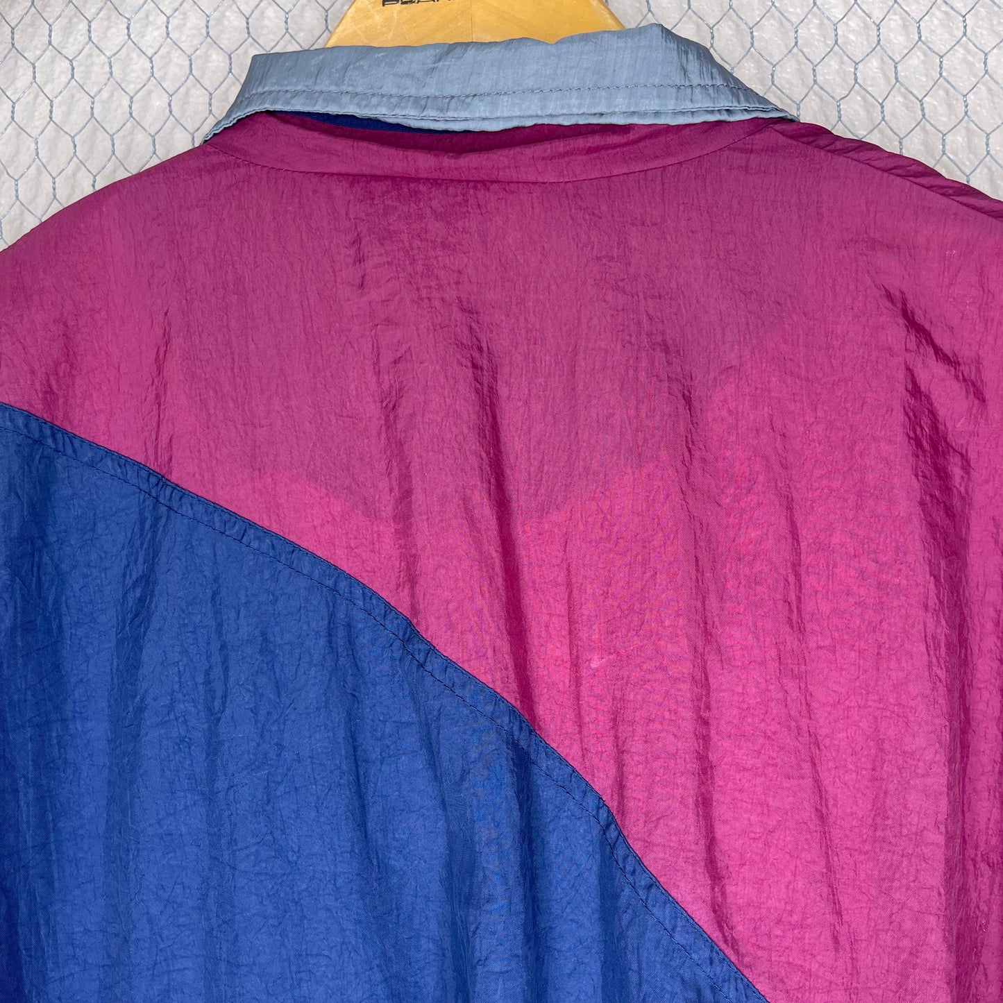 VINTAGE 90’S WINDBREAKER ZIP-UP JACKET