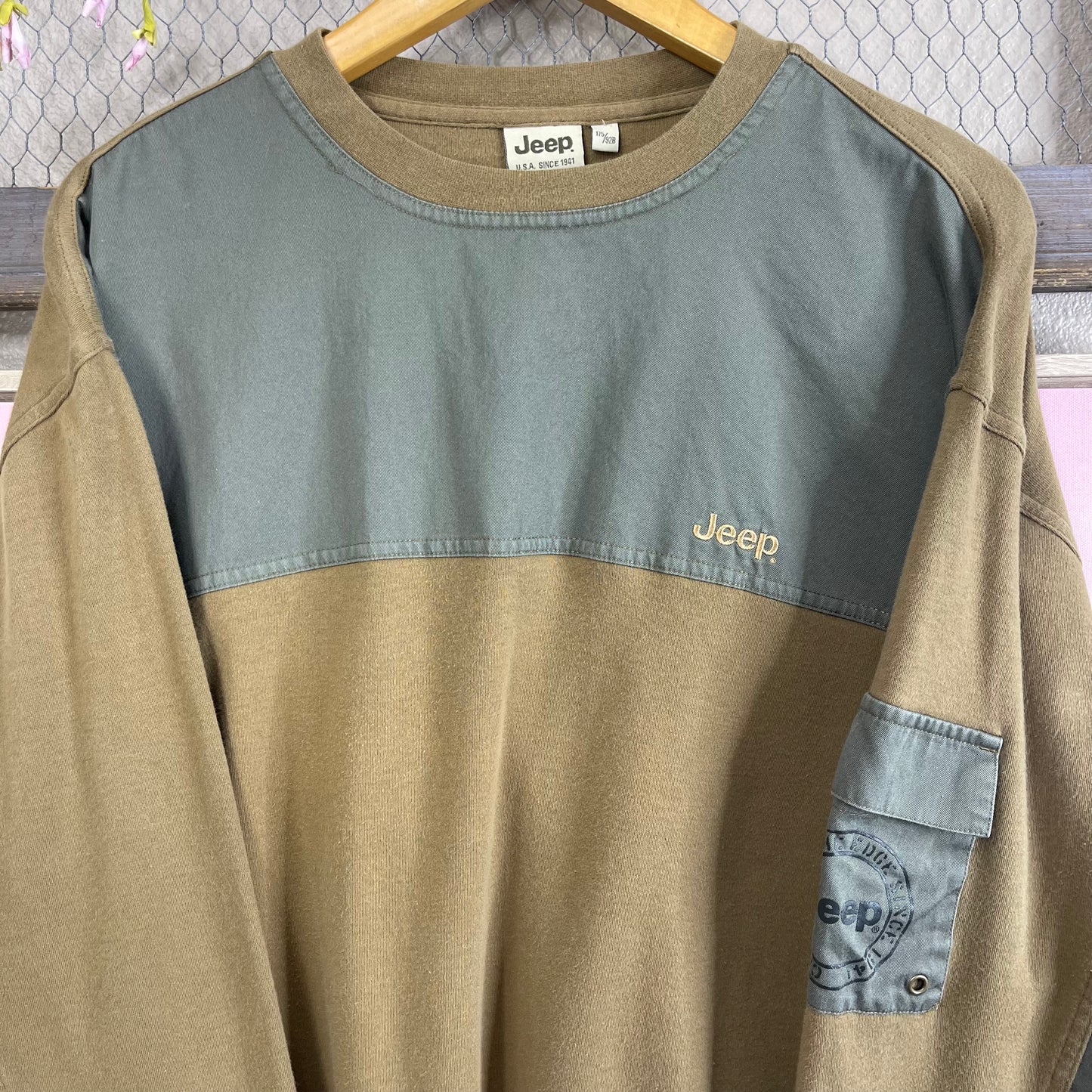 THRIFTED JEEP LONG SLEEVE