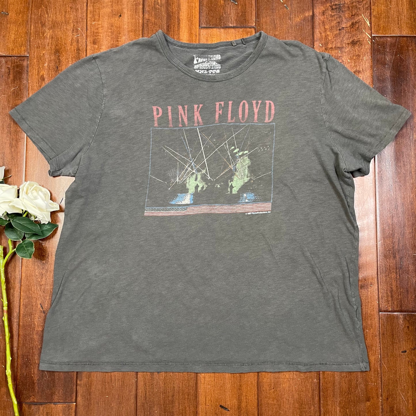 THRIFTED LUCKY BRAND “PINK FLYOD” T-SHIRT