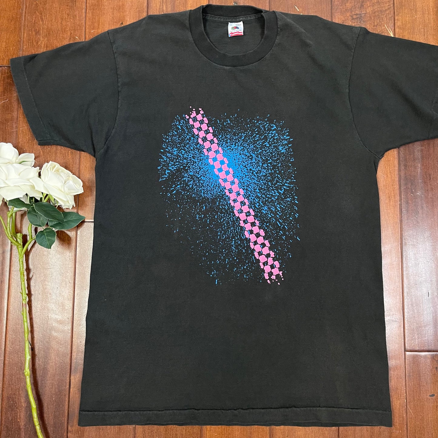 VINTAGE 80’S T-SHIRT