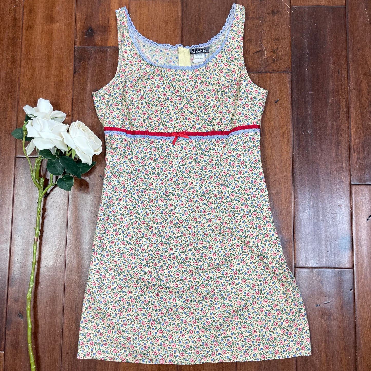 VINTAGE 90’S FLORAL MINI DRESS