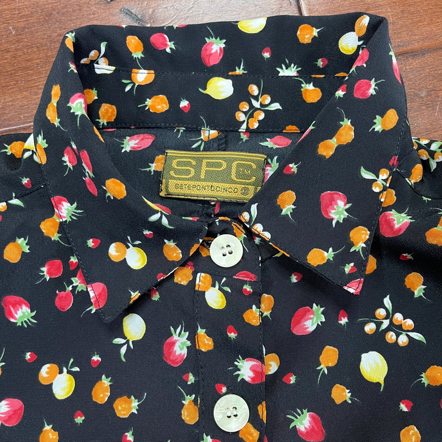 VINTAGE 90’S BUTTON-UP FRUTAS MINI DRESS