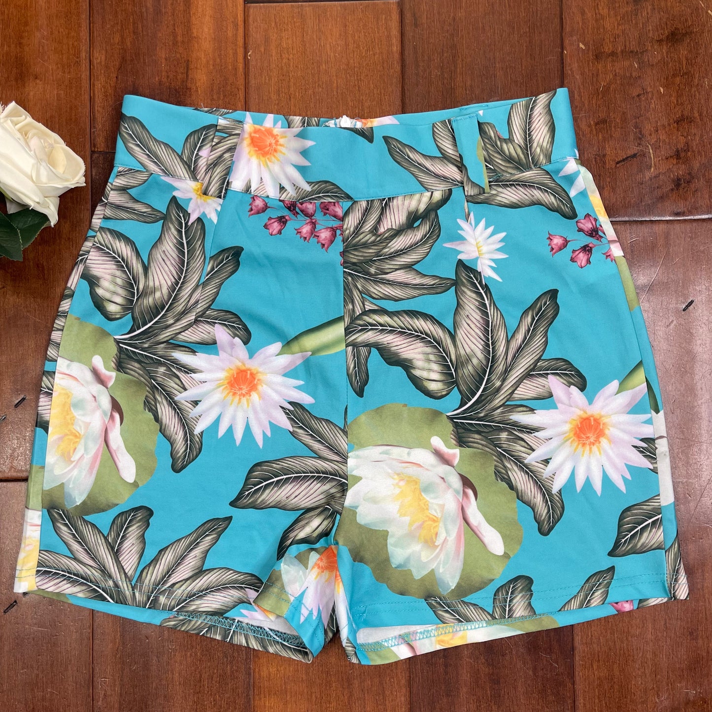 VINTAGE HANDMADE VACATION SHORTS