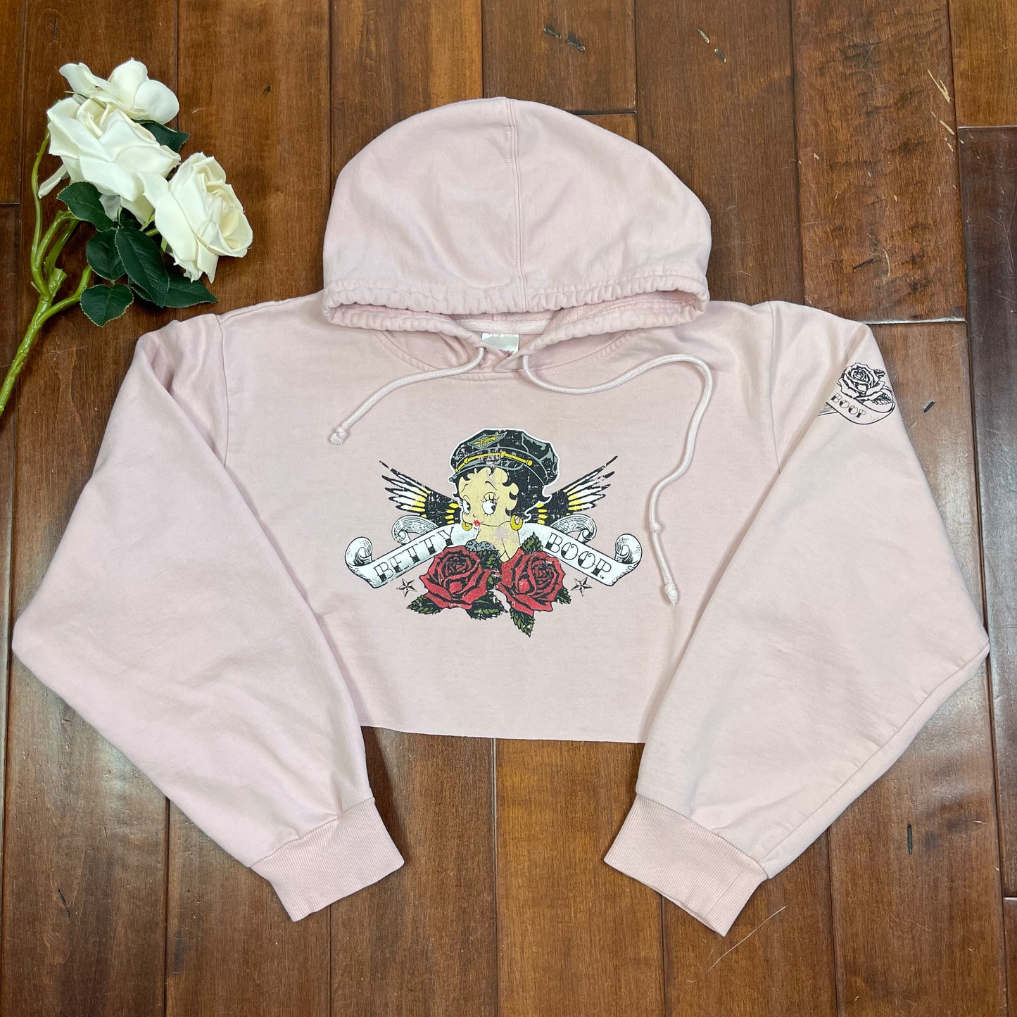 THRIFTED BETTY BOOP CROPPED HOODIE
