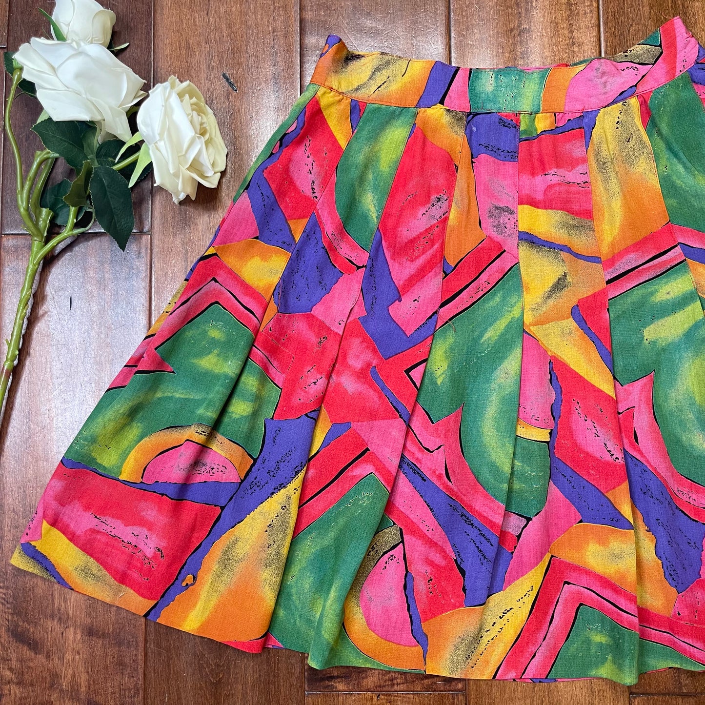 VINTAGE Y2K ABSTRUCT FLOWY SKIRT