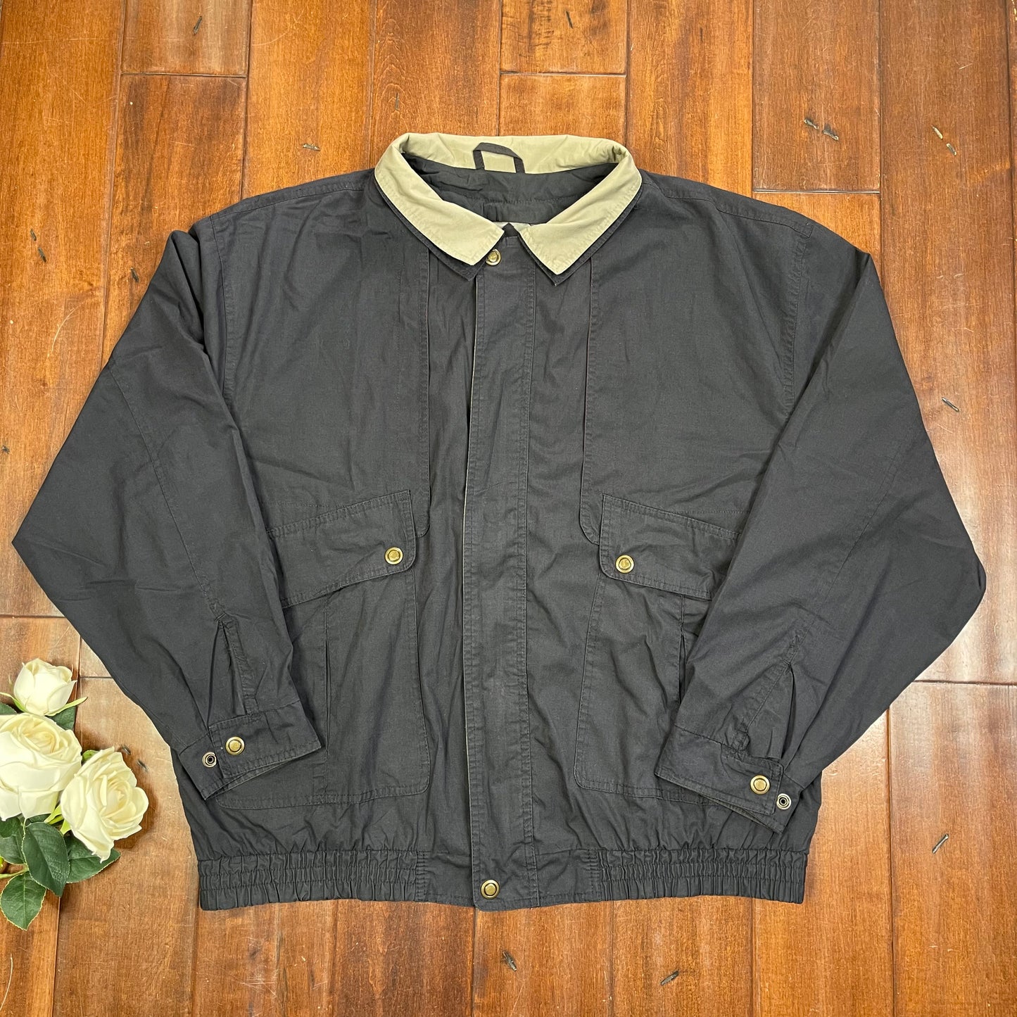 VINTAGE ZIP-UP WINDBREAKER
