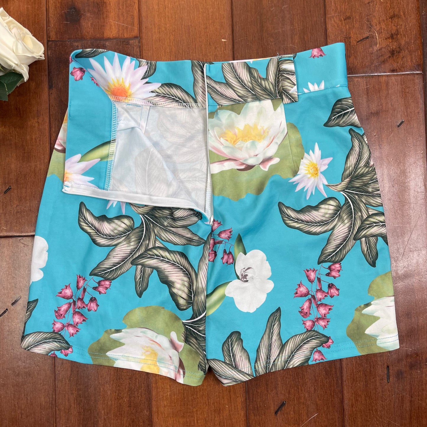VINTAGE HANDMADE VACATION SHORTS