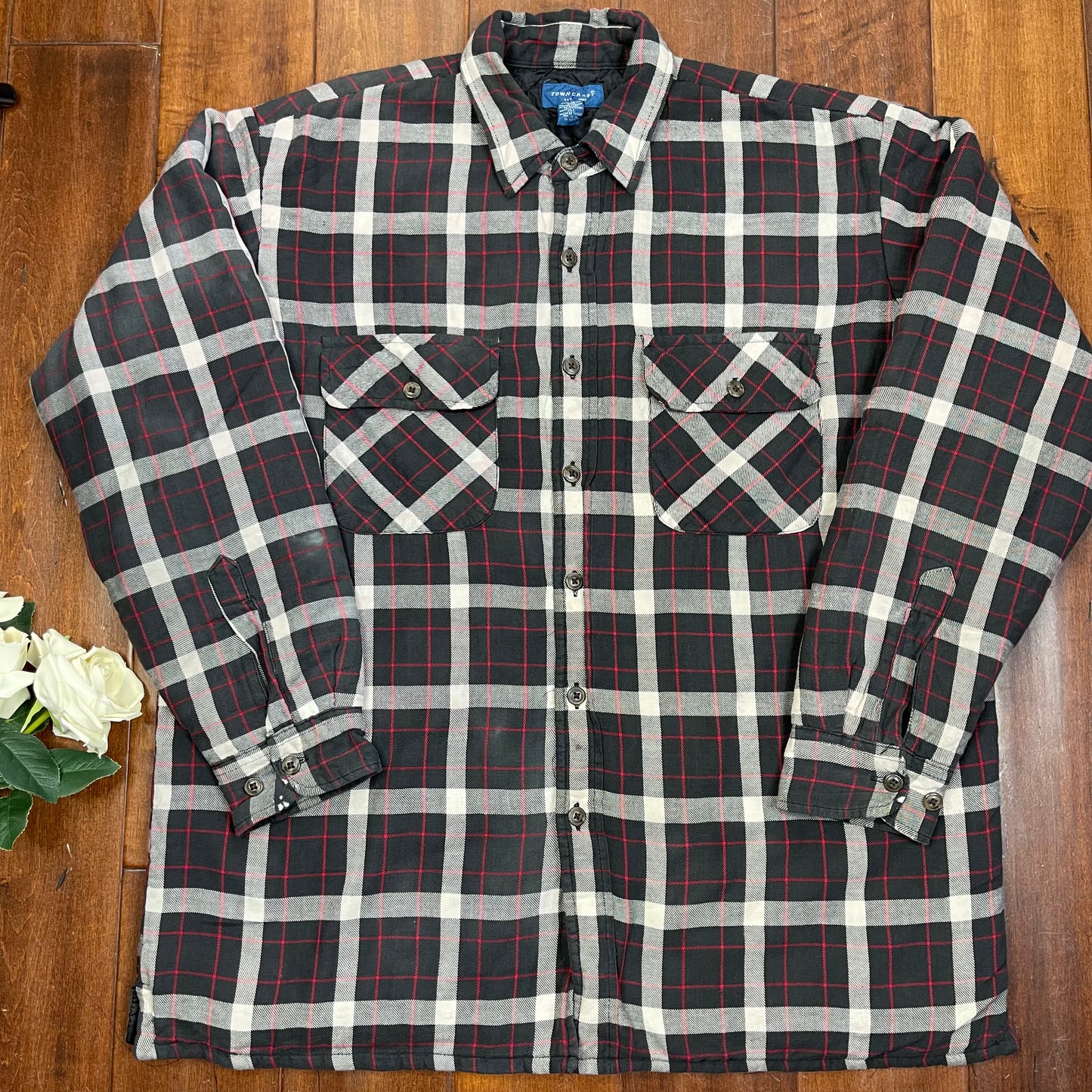 VINTAGE FLANNEL BUTTON-UP