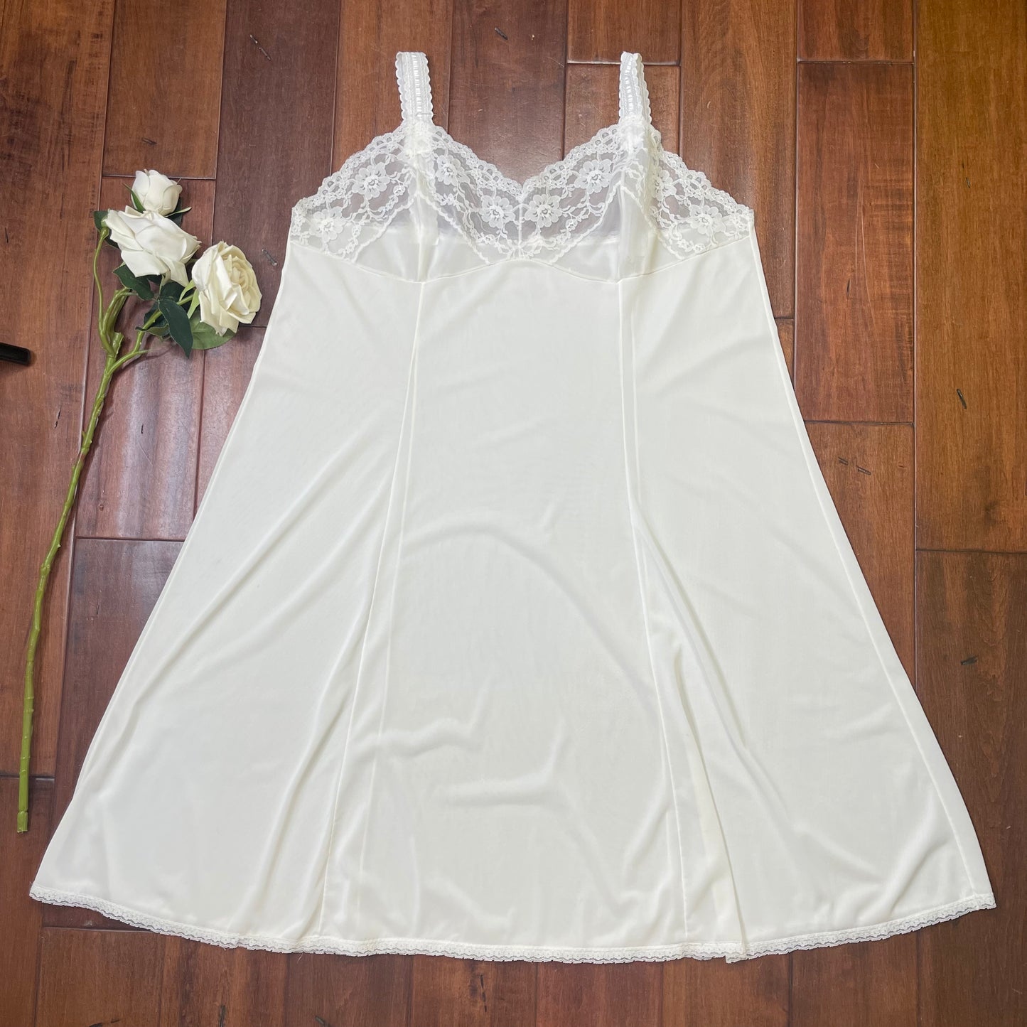 VINTAGE WHITE SLIP DRESS