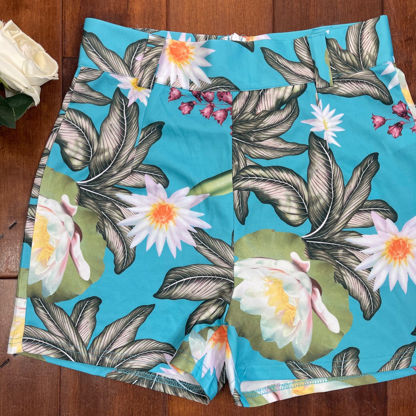 VINTAGE HANDMADE VACATION SHORTS