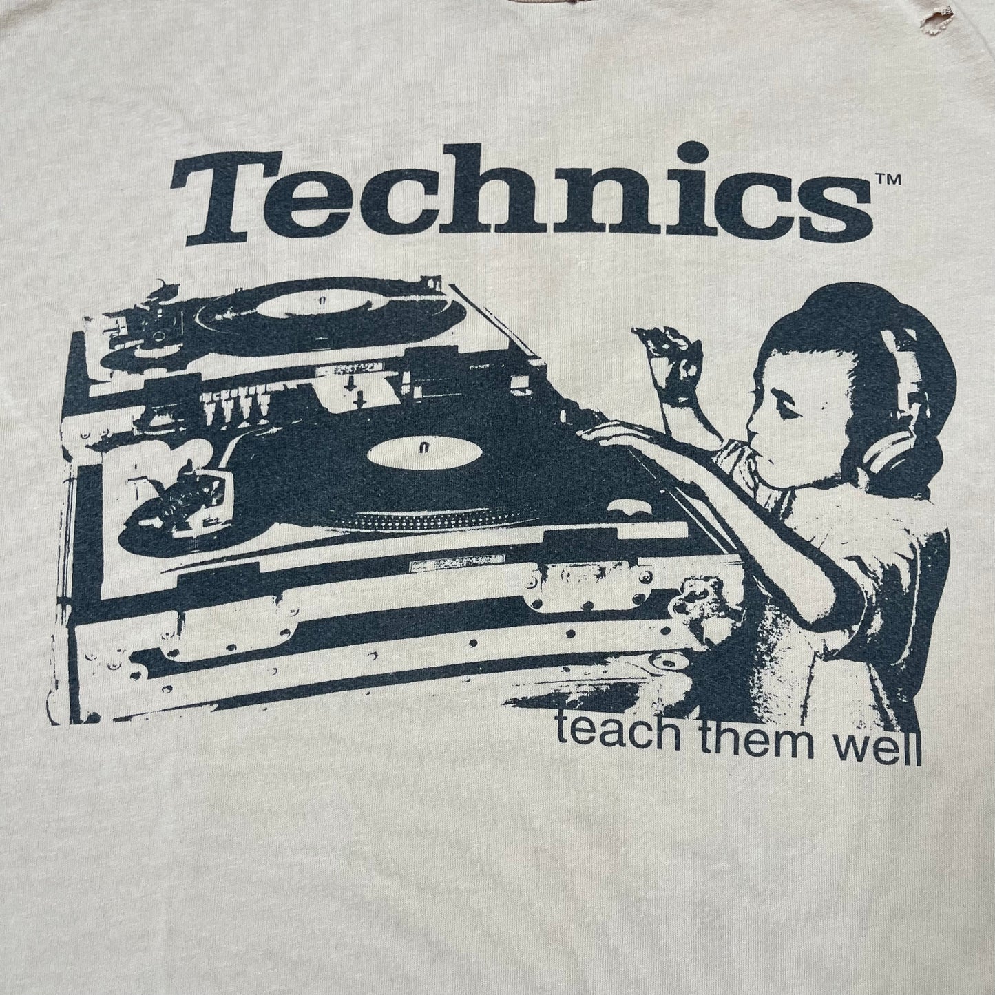 THRIFTED “TECHNICS TEACH THEM YOUNG” TEE