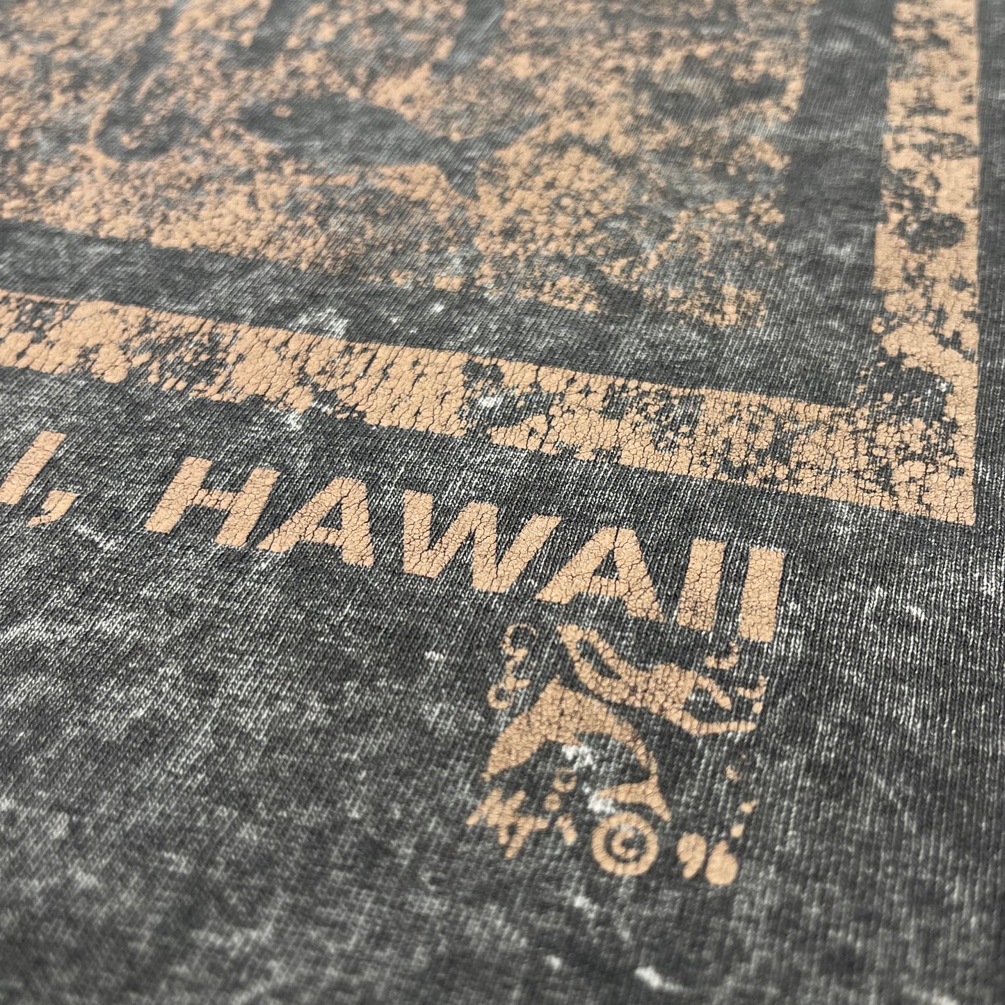 VINTAGE 1996 MOLOKAI HAWAII TANK