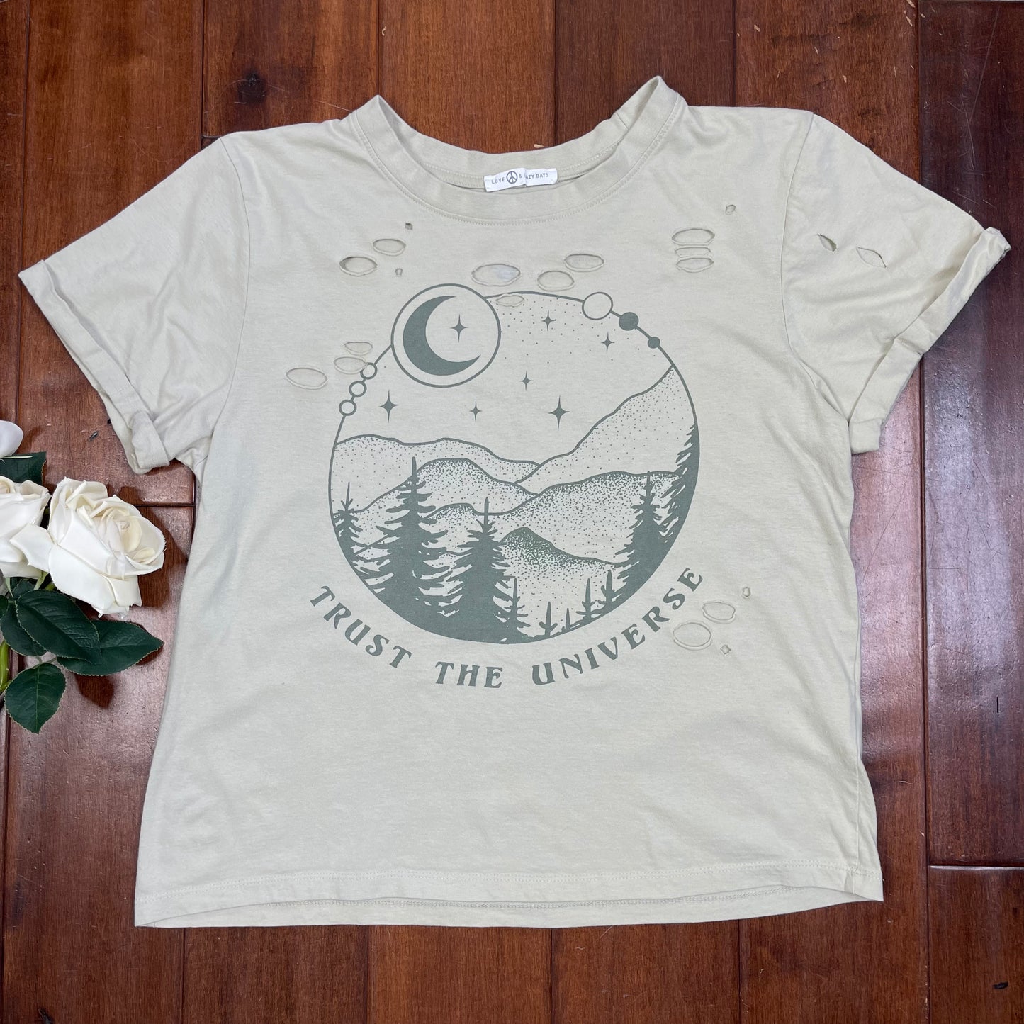 THRIFTED “TRUST THE UNIVERSE” TEE