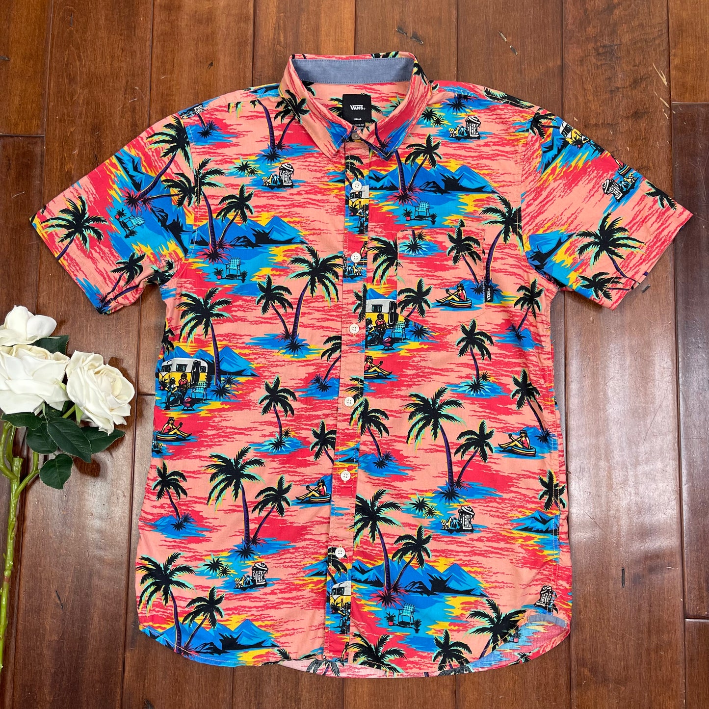 THRIFTED VANS VACATION BUTTON-UP