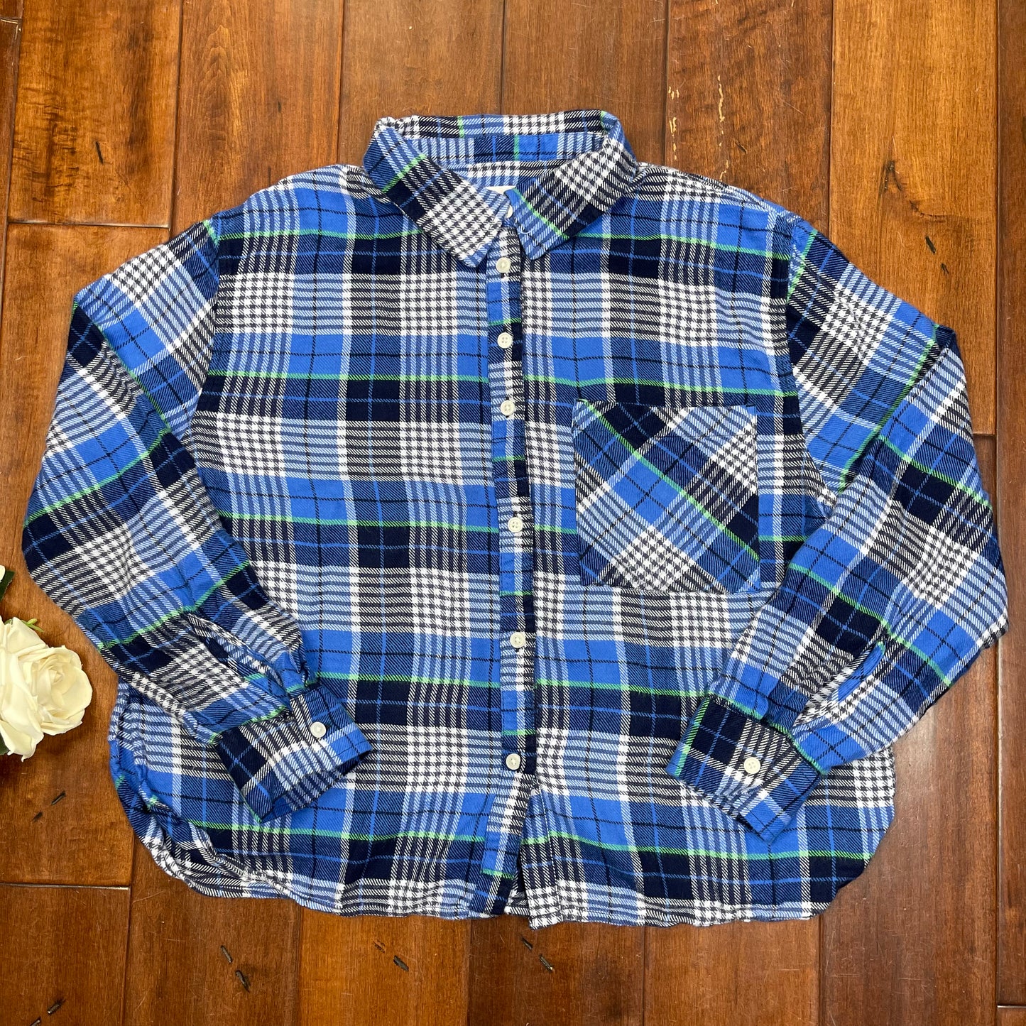 THRIFTED AERIE BOXED FLANNEL BUTTON-UP