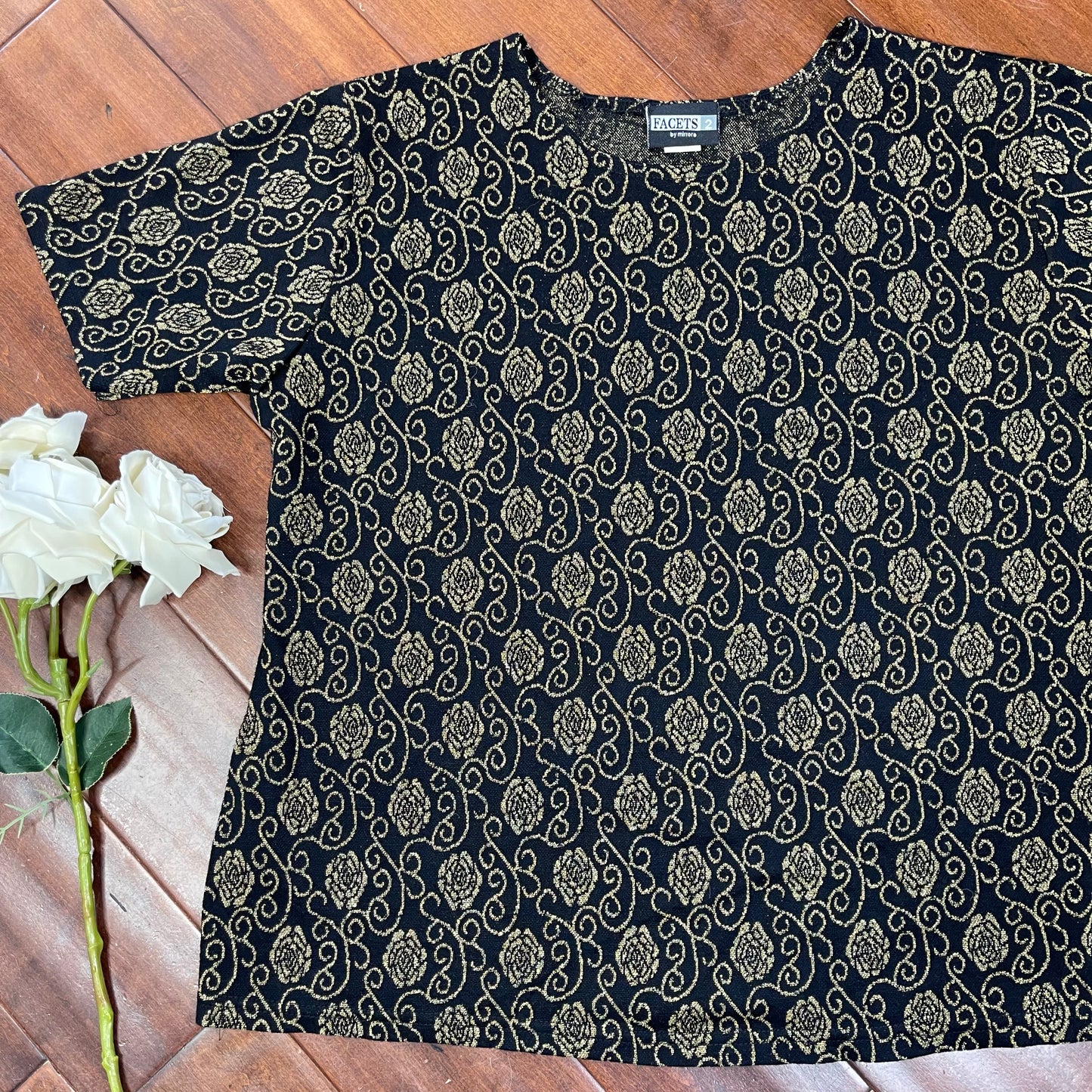VINTAGE FLORAL SWEATER SHIRT
