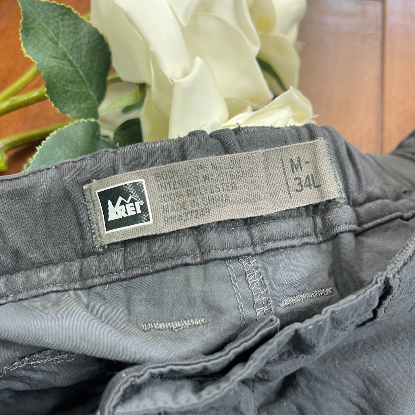 THRIFTED REI CARGO CONVERTIBLE PANTS