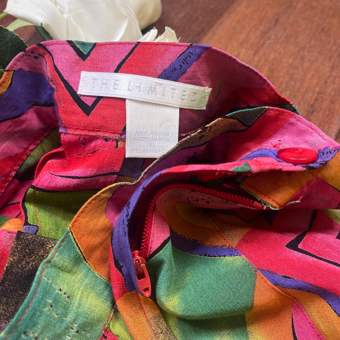 VINTAGE Y2K ABSTRUCT FLOWY SKIRT