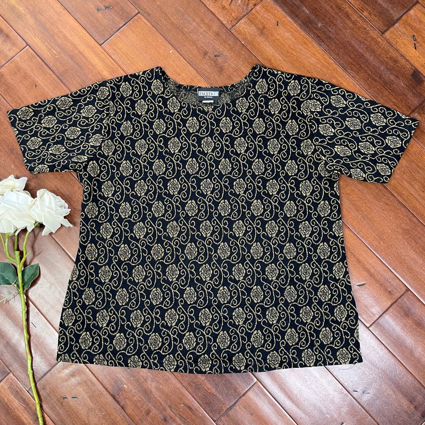 VINTAGE FLORAL SWEATER SHIRT