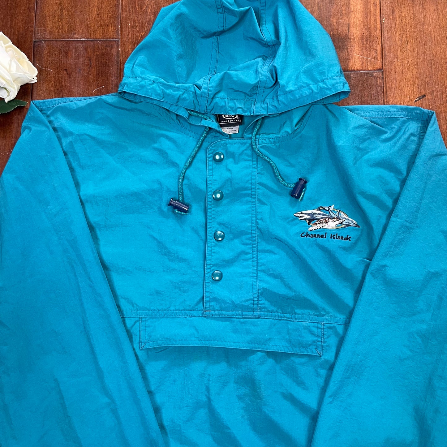 VINTAGE Y2K WINDBREAKER HOODIE