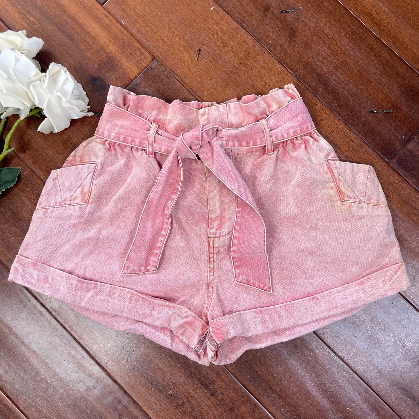 THRIFTED SCRUNCHY SHORTS