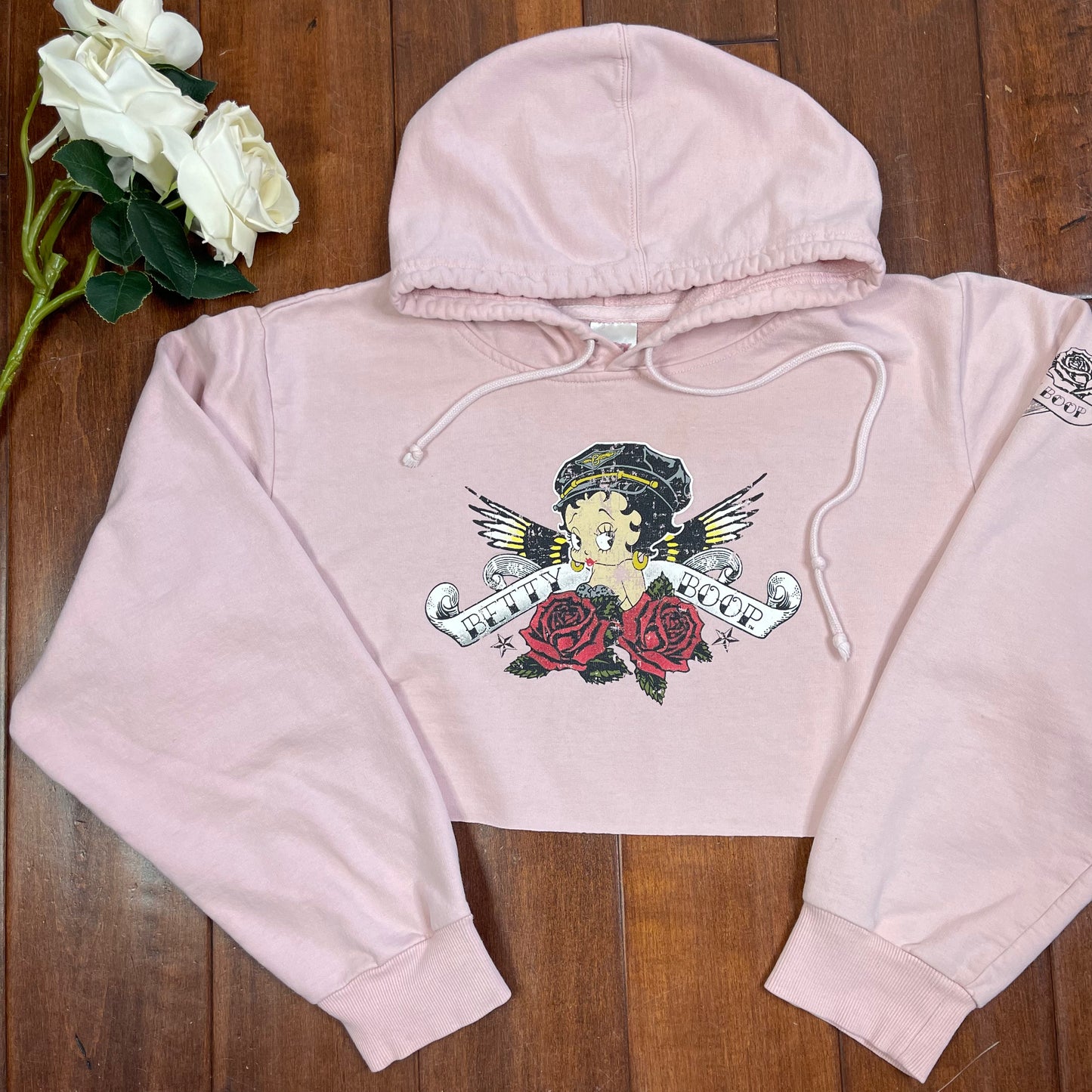 THRIFTED BETTY BOOP CROPPED HOODIE