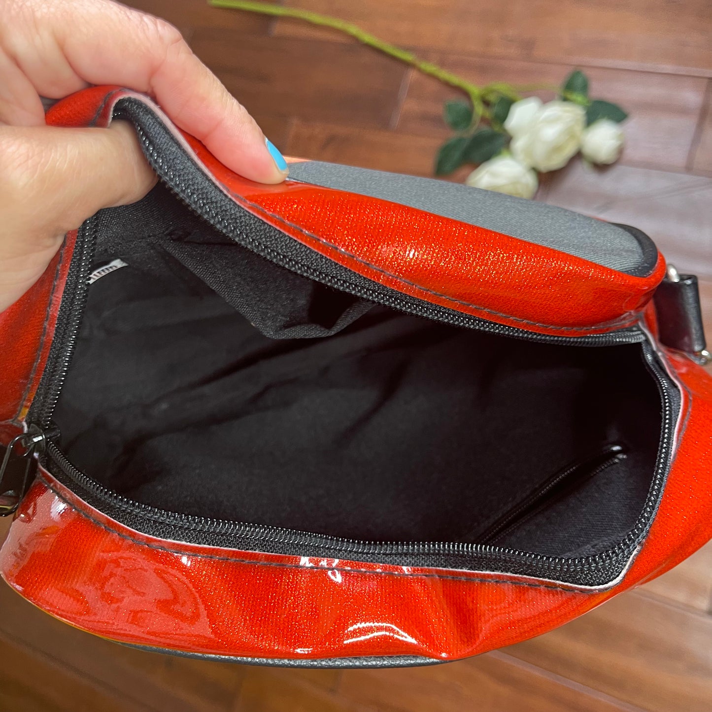 VINTAGE 90’S RARE SELENA QUINTANILLA CROSSBODY BAG