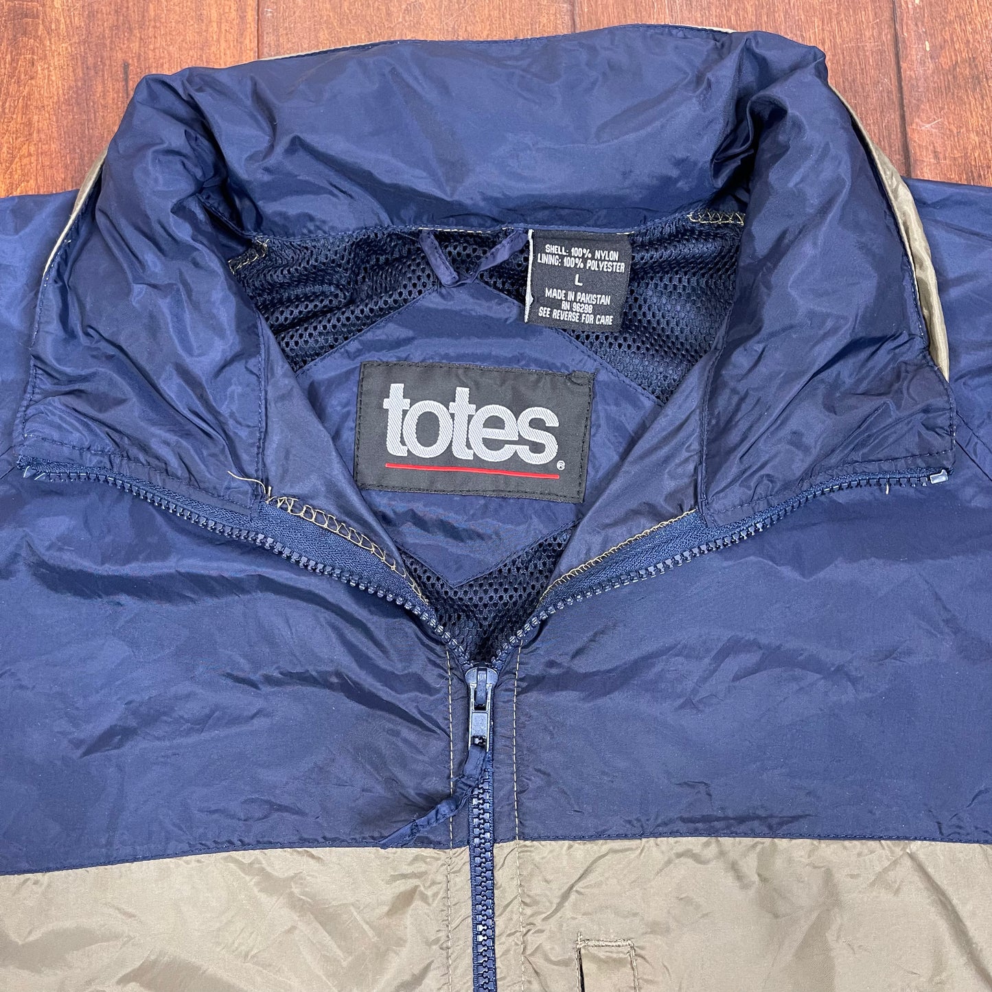 VINTAGE WINDBREAKER ZIP-UP